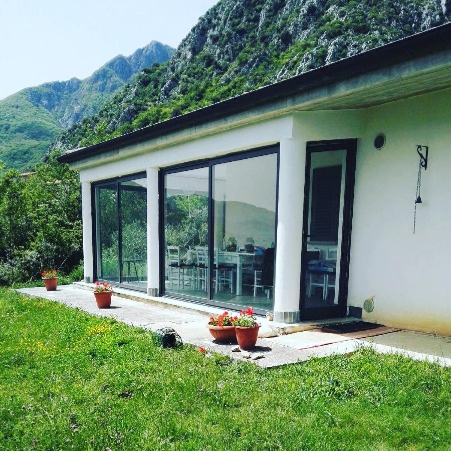 B&B La Montagna Rosa Castelnuovo  Buitenkant foto